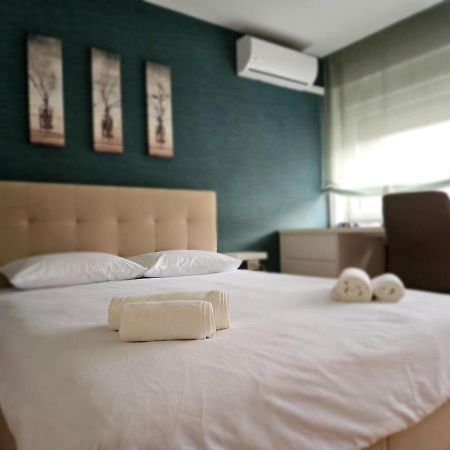 Comfort Rooms Remiza - Free Private Parking - Self Check-In Zagreb Extérieur photo