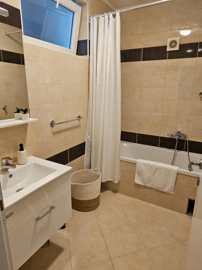 Comfort Rooms Remiza - Free Private Parking - Self Check-In Zagreb Extérieur photo