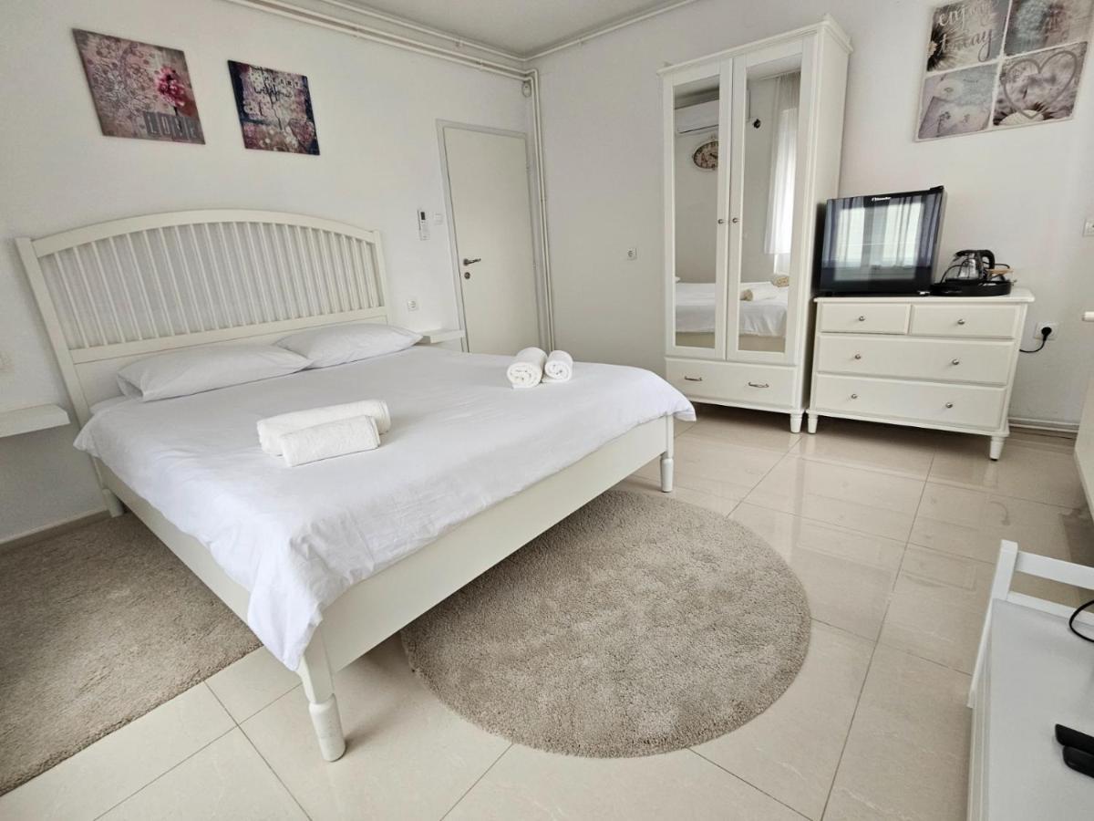 Comfort Rooms Remiza - Free Private Parking - Self Check-In Zagreb Extérieur photo