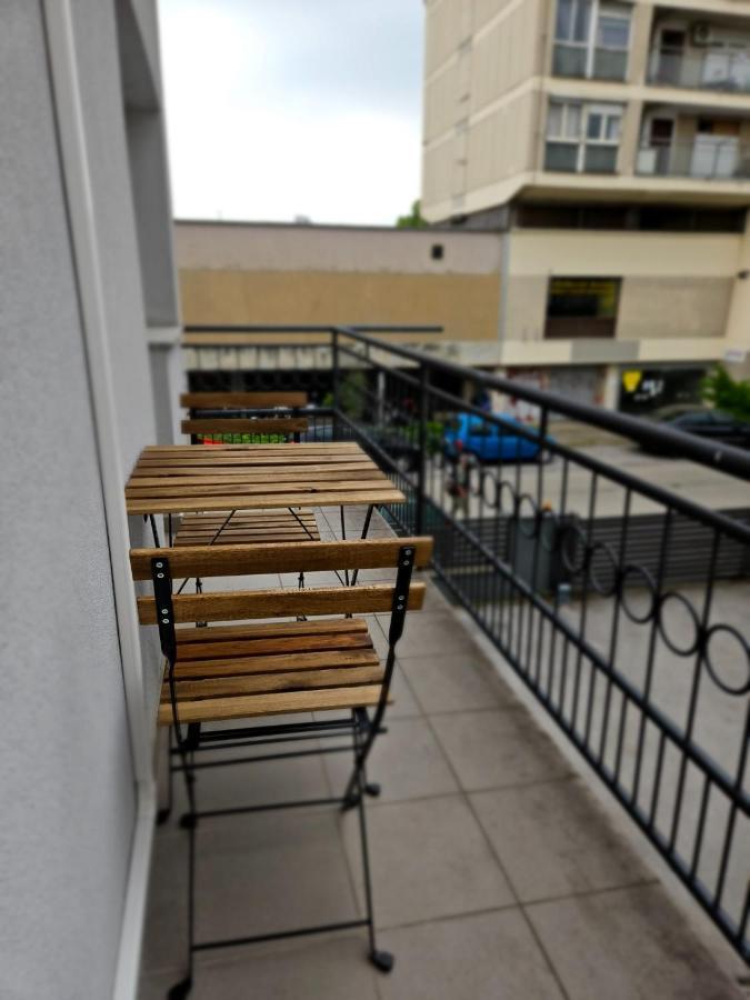 Comfort Rooms Remiza - Free Private Parking - Self Check-In Zagreb Extérieur photo