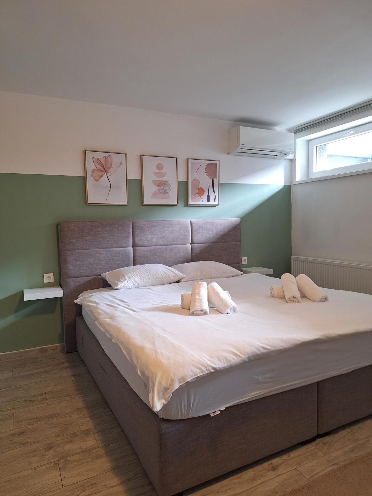 Comfort Rooms Remiza - Free Private Parking - Self Check-In Zagreb Extérieur photo